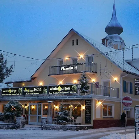 ホテル Wintergarten シュラートミンク